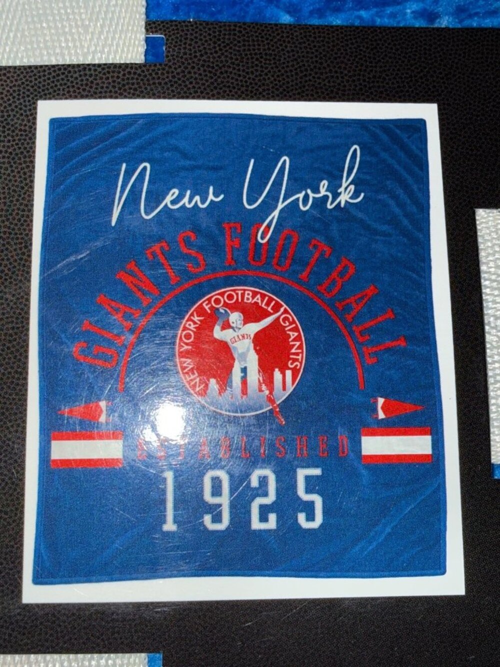 New York Giants Plush Throw Bed Blanket Retro Logo 60'' X 70'' New with Tag